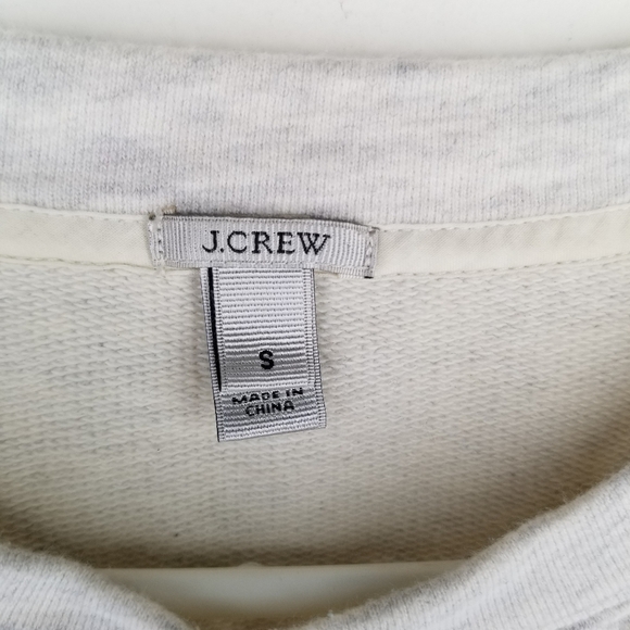 •SOLD• J. Crew cut out embroidered applique sweatshirt light heather gray S - Picture 4 of 6